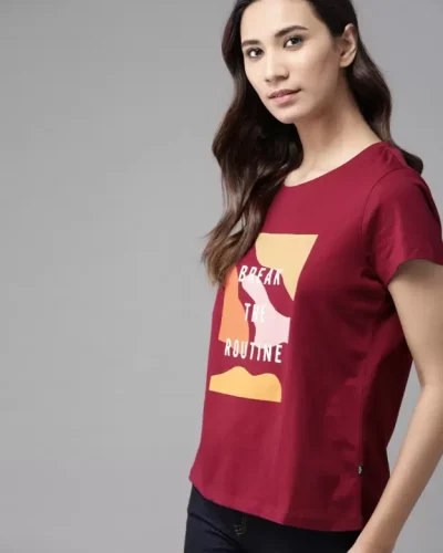 Women Printed Round Neck Pure Cotton Maroon T-Shirt