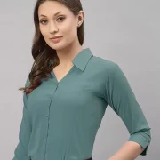 Women  Regular Fit Solid Spread Collar Casual Shirt